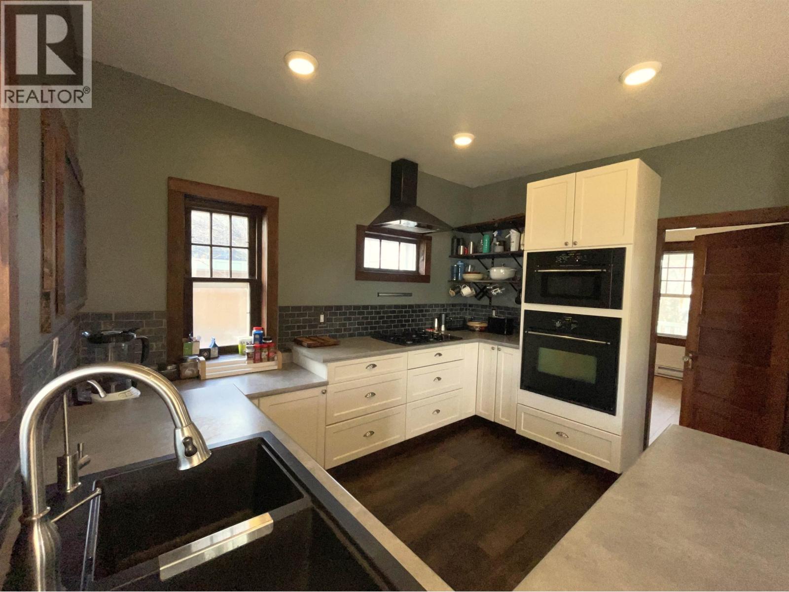 3875 SECOND Avenue, Smithers