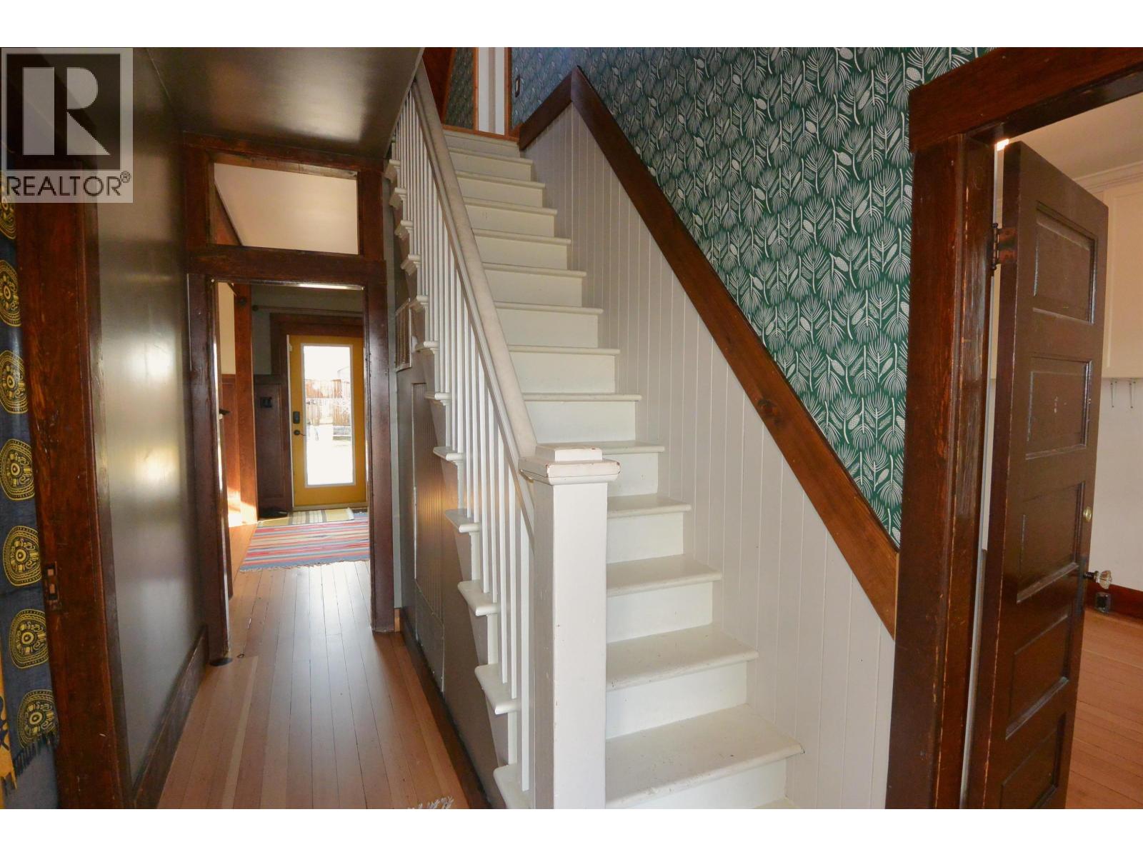 3875 SECOND Avenue, Smithers