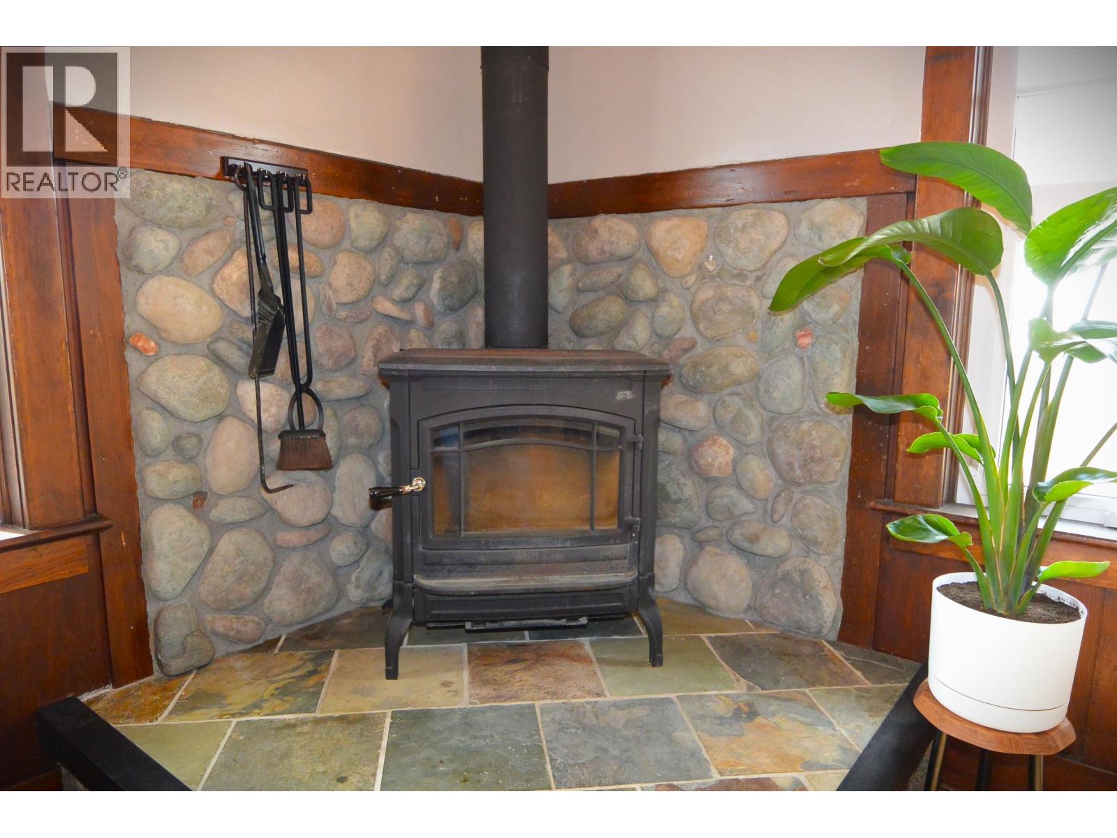 3875 SECOND AVENUE - 11