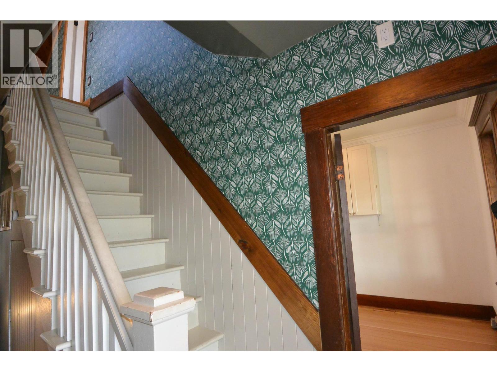 3875 SECOND Avenue, Smithers