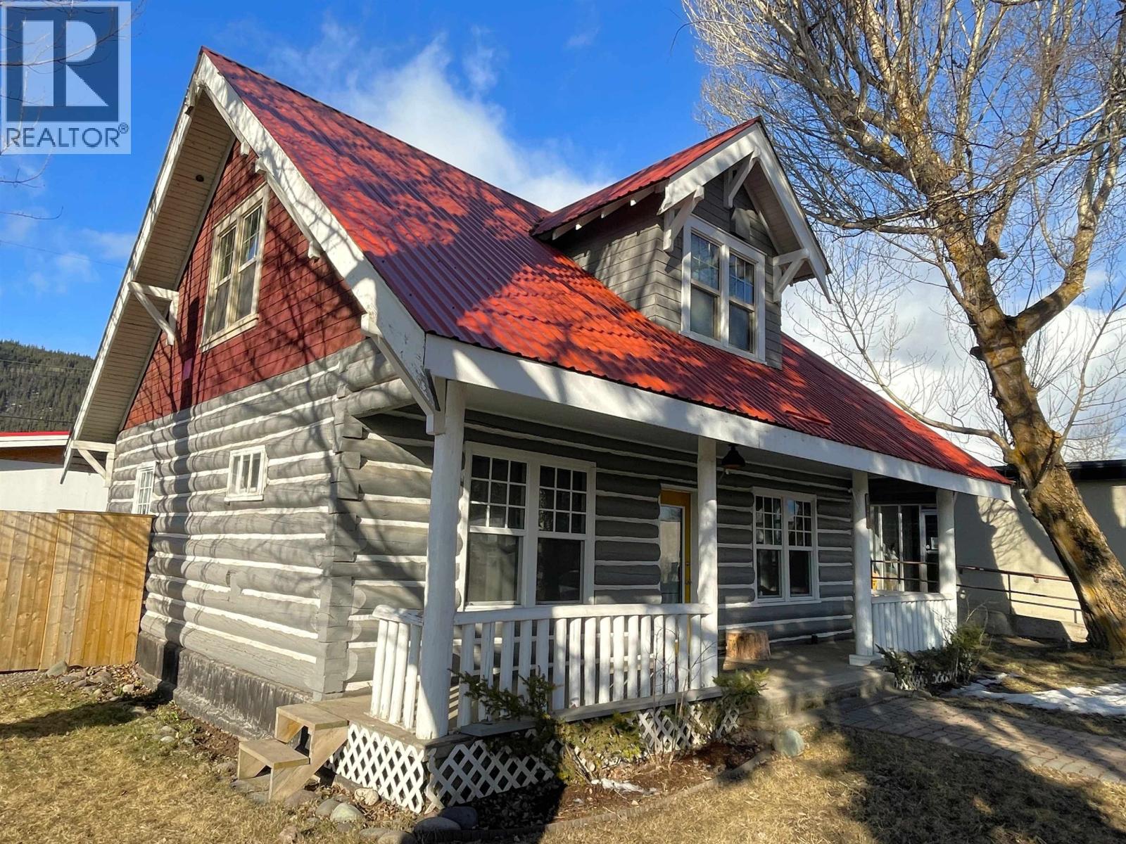 3875 SECOND Avenue, Smithers