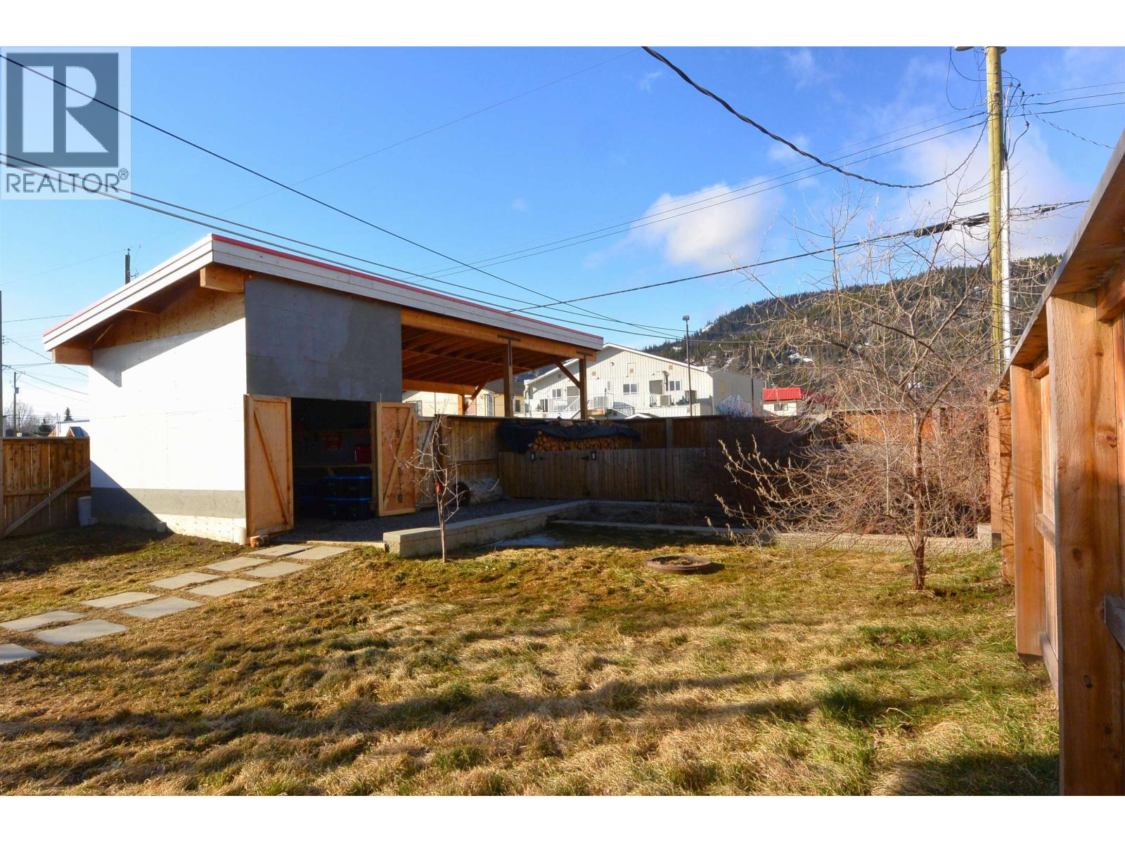 3875 SECOND Avenue, Smithers