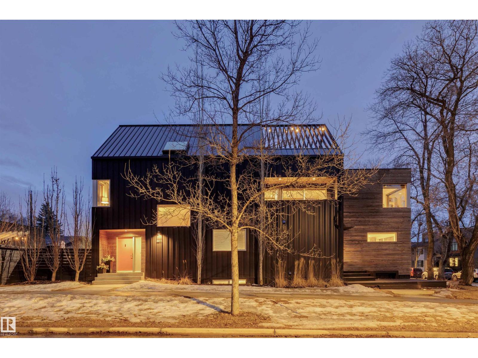 10958 80 AV NW, Edmonton