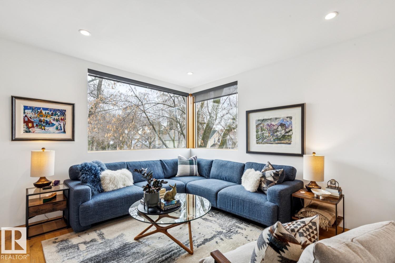 10958 80 AV NW, Edmonton