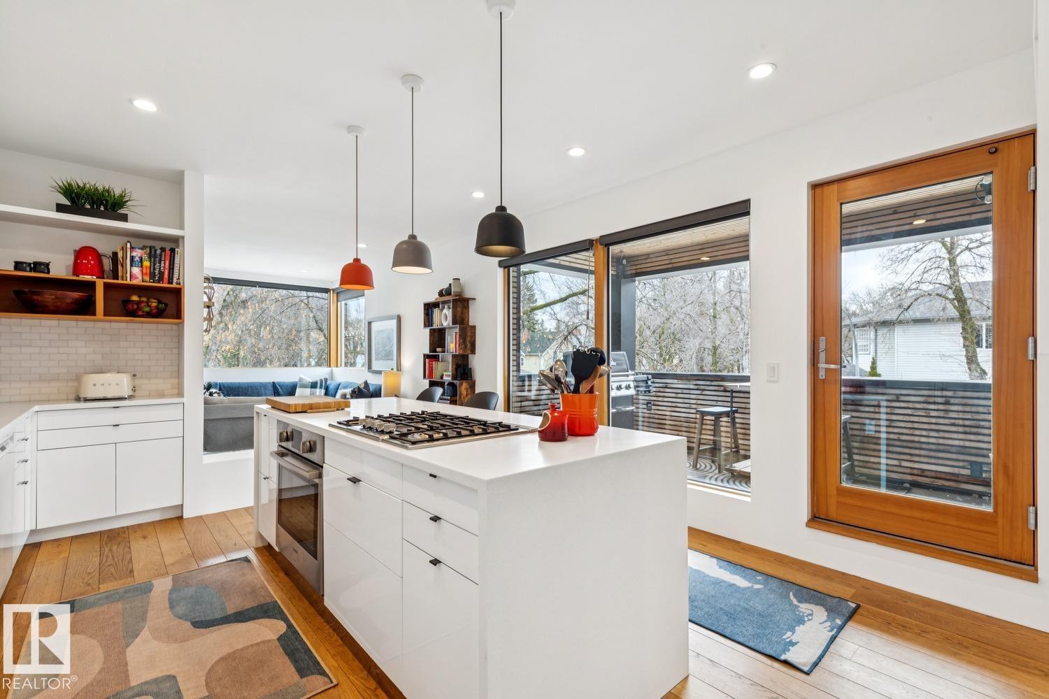 10958 80 AV NW, Edmonton