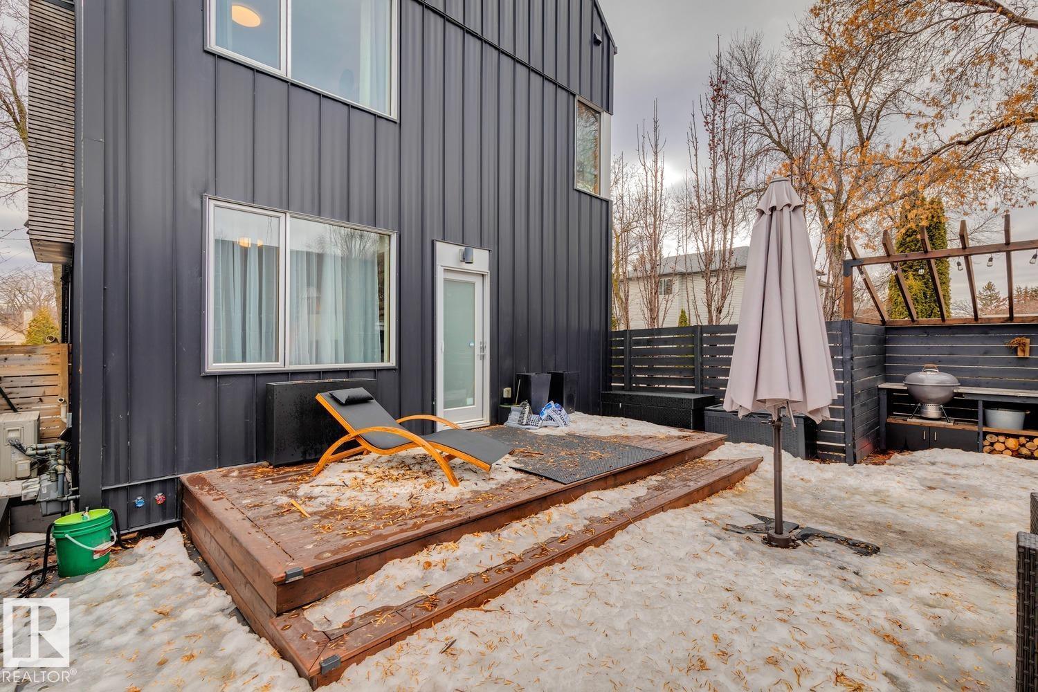 10958 80 AV NW, Edmonton