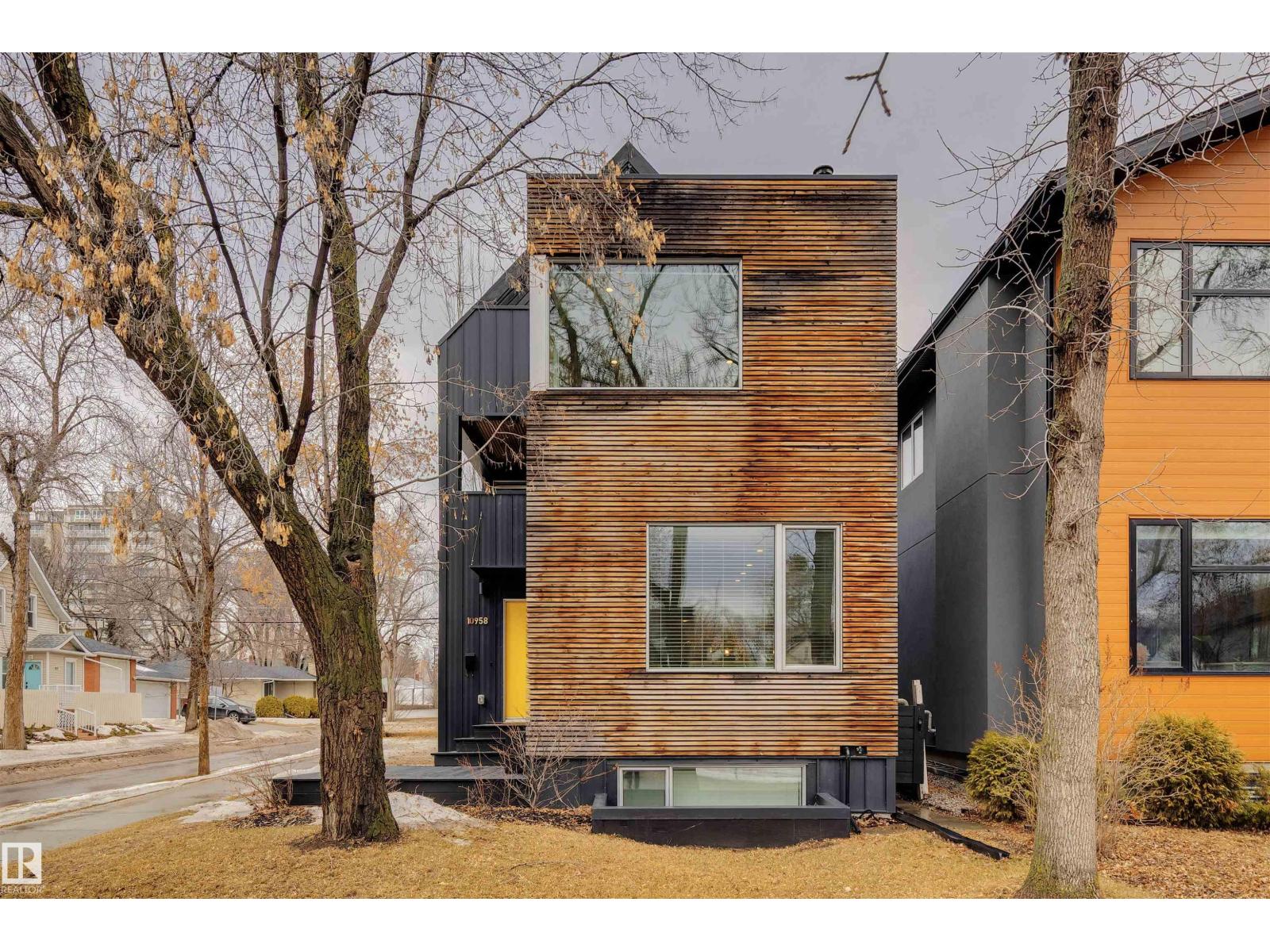 10958 80 AV NW, Edmonton