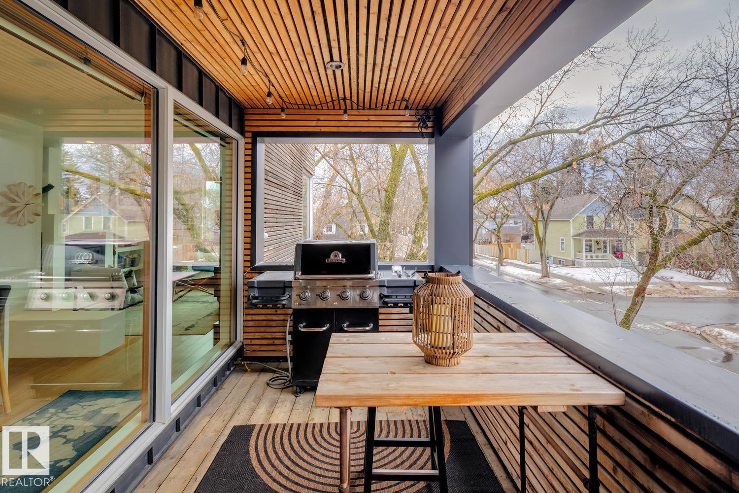 10958 80 AV NW, Edmonton