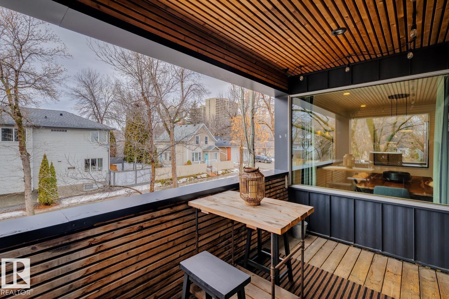 10958 80 AV NW, Edmonton