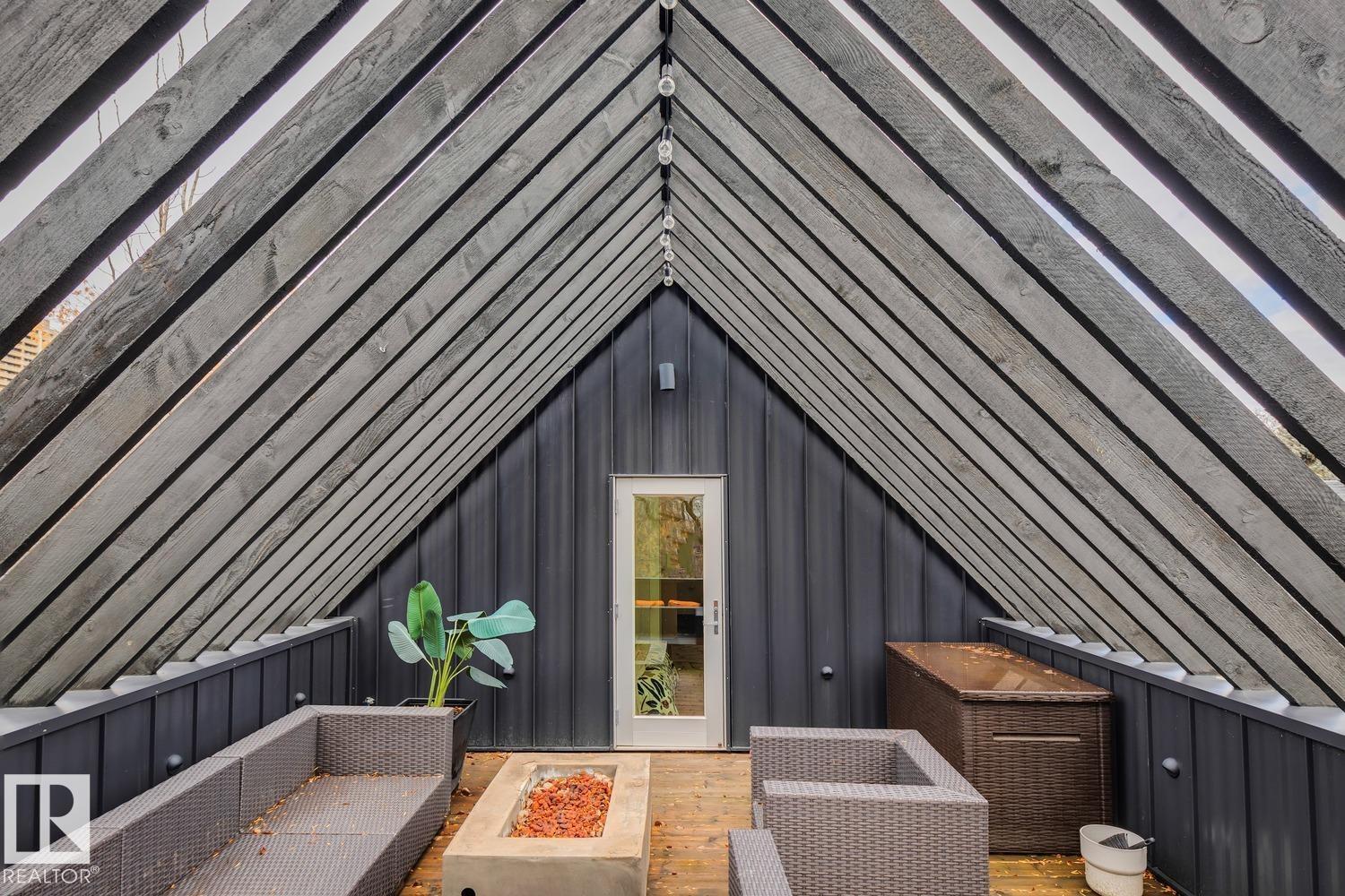 10958 80 AV NW, Edmonton