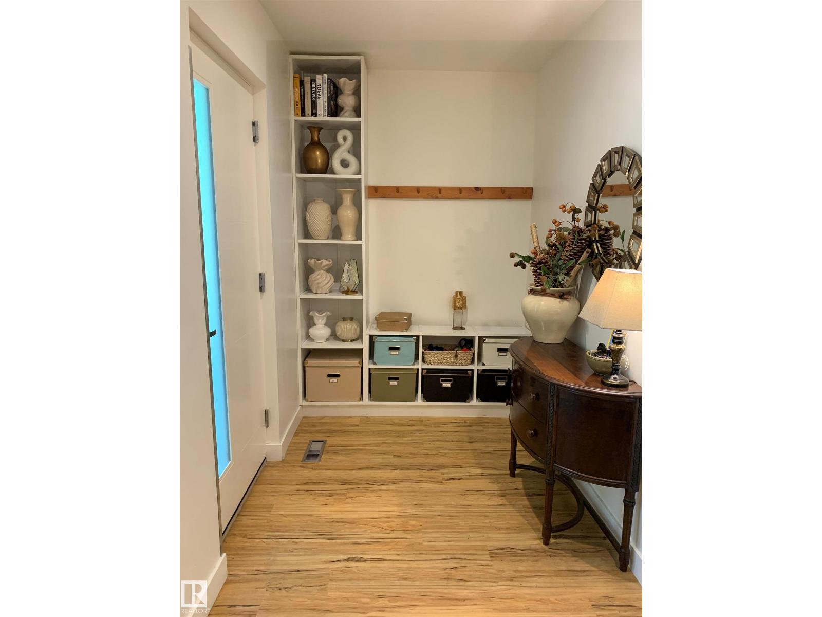 10958 80 AV NW, Edmonton