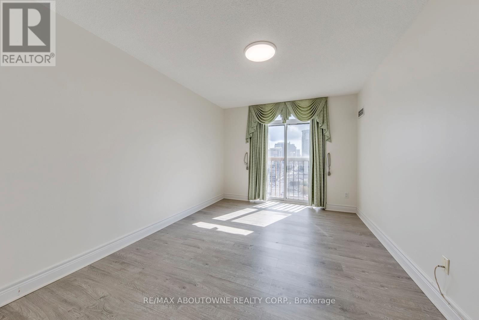 #1805 5418 YONGE STREET - 27