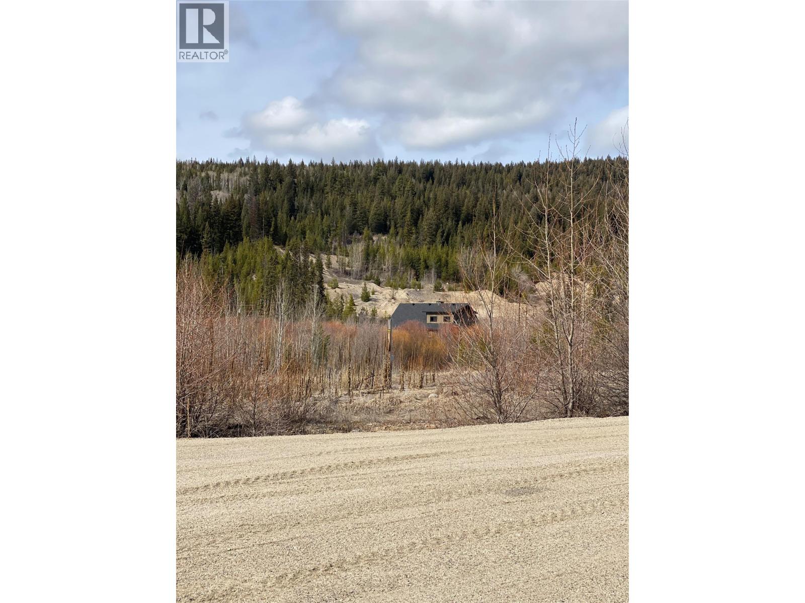  135 Secret Creek Place, Princeton