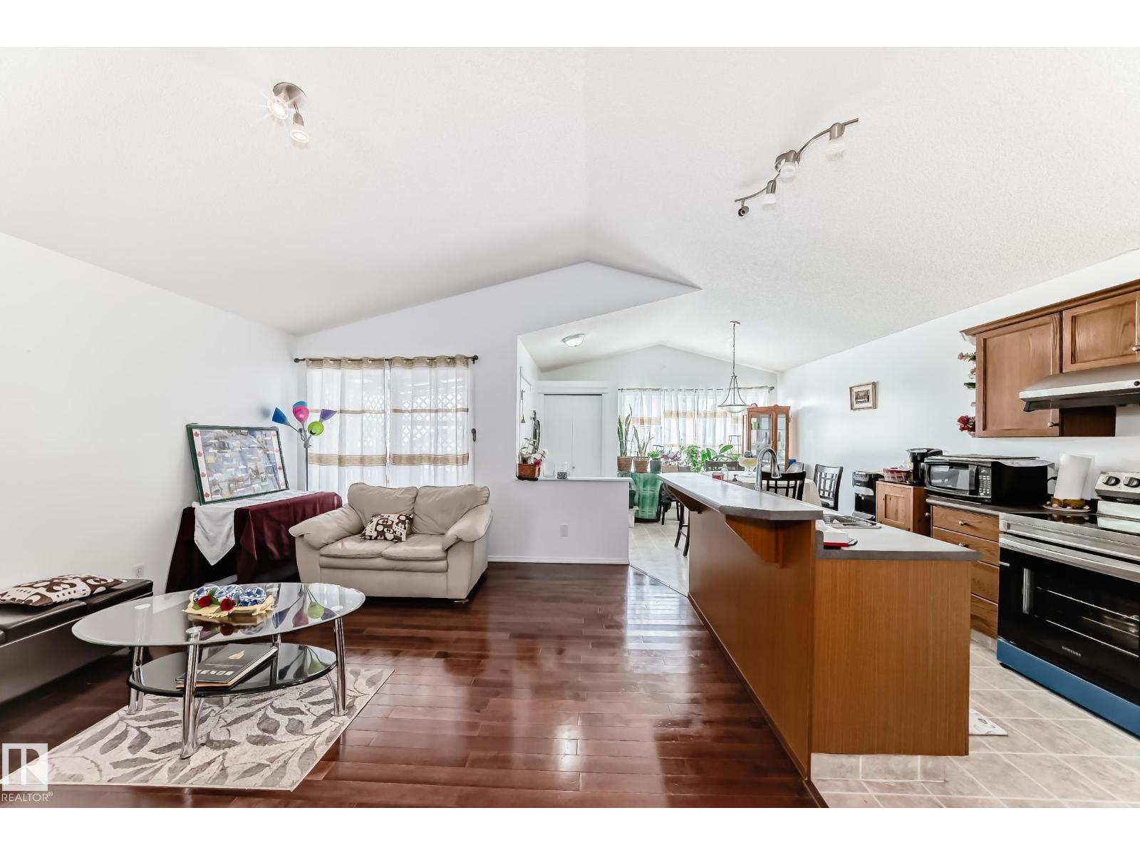 15112 139 ST NW, Edmonton