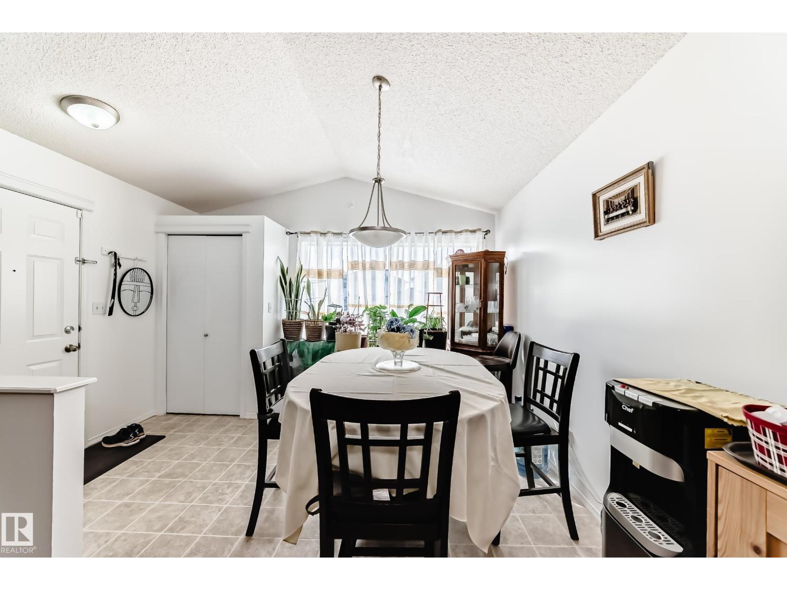 15112 139 ST NW, Edmonton