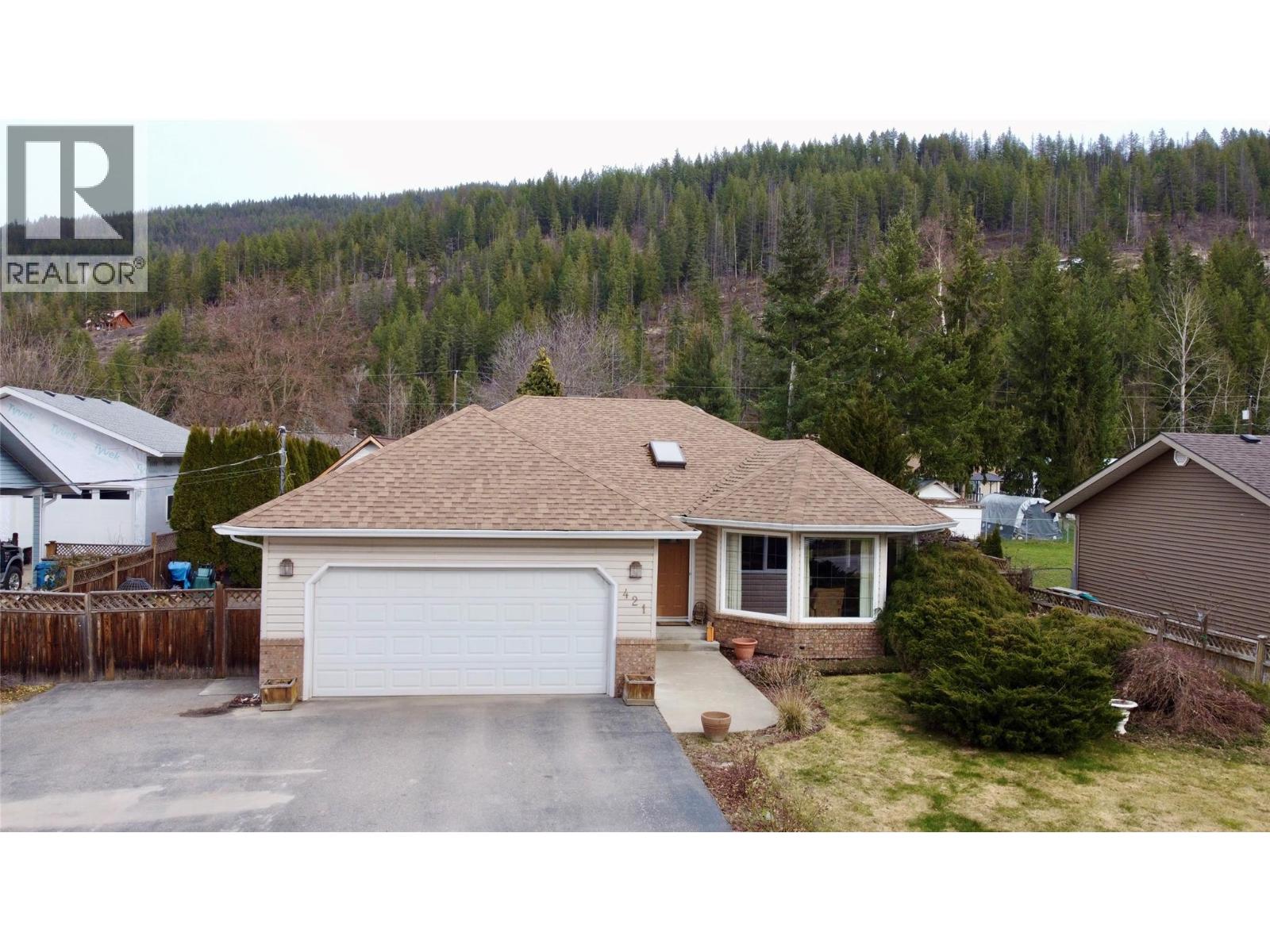 421 Oak Avenue - photo 2