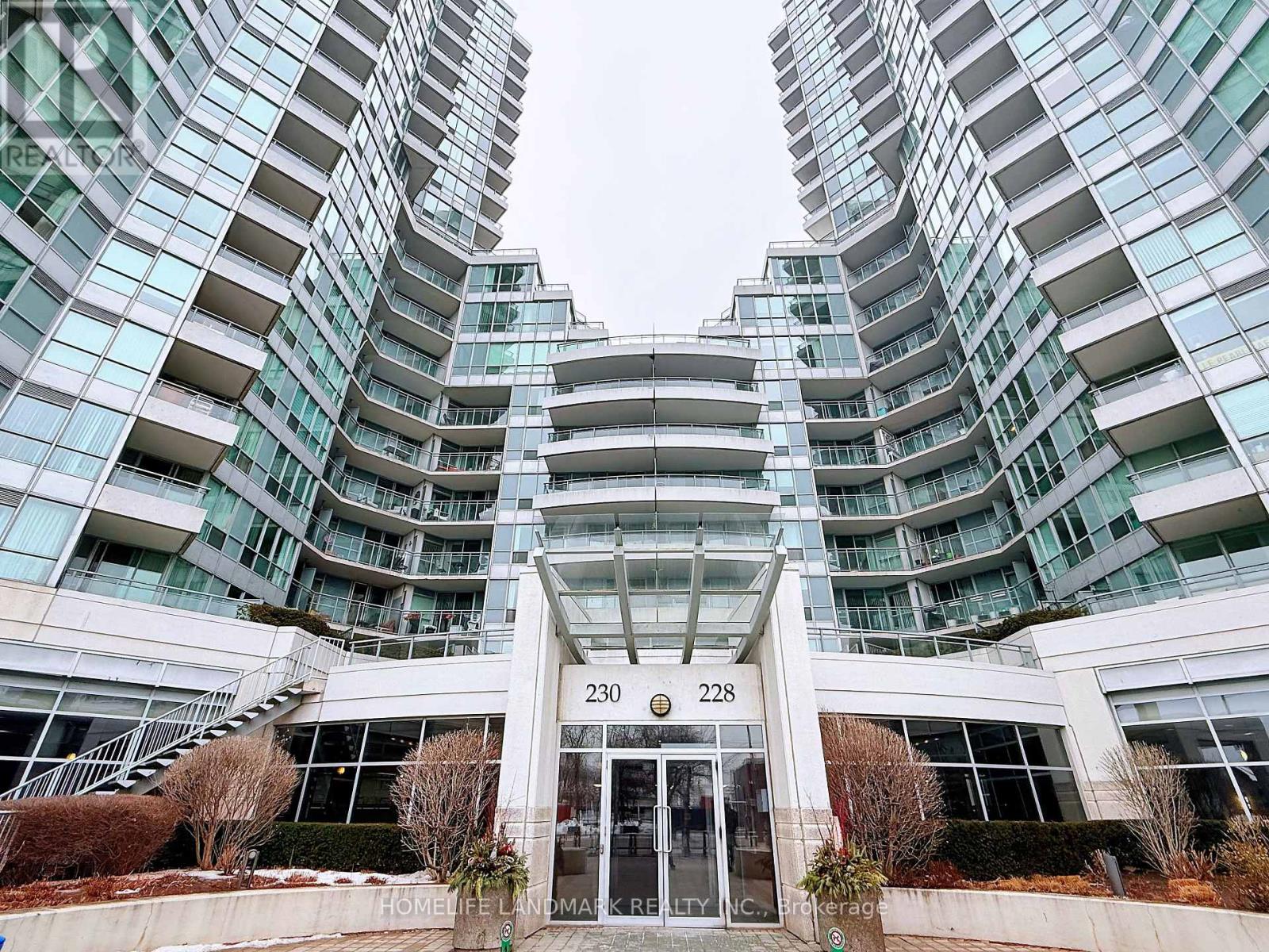 #727 230 QUEENS QUAY W - 1