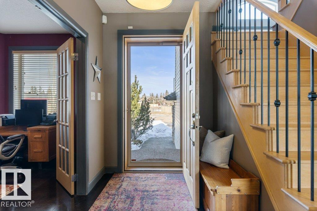 3335 32 AV NW, Edmonton