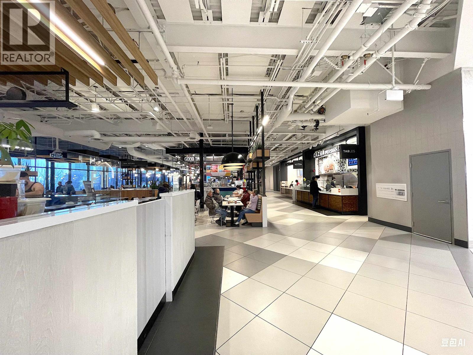 F14 4567 LOUGHEED HIGHWAY, Burnaby