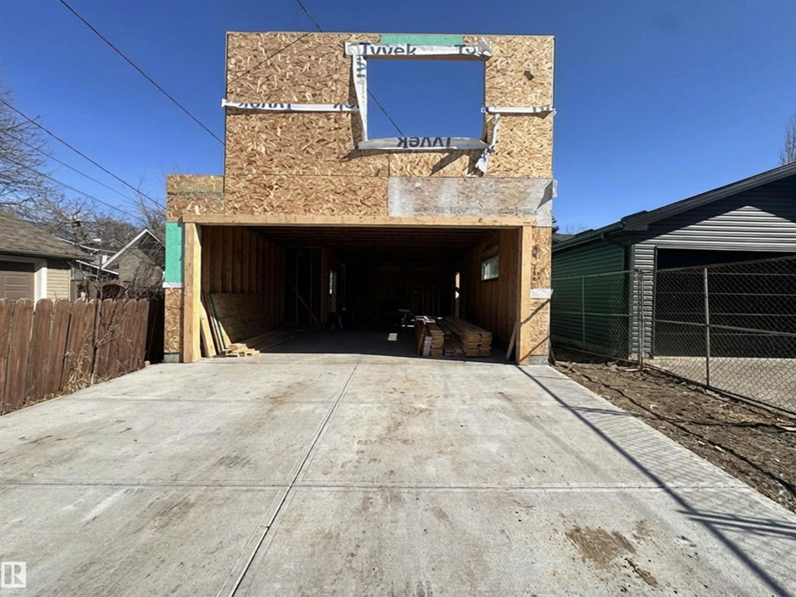 11230 125 ST NW, Edmonton