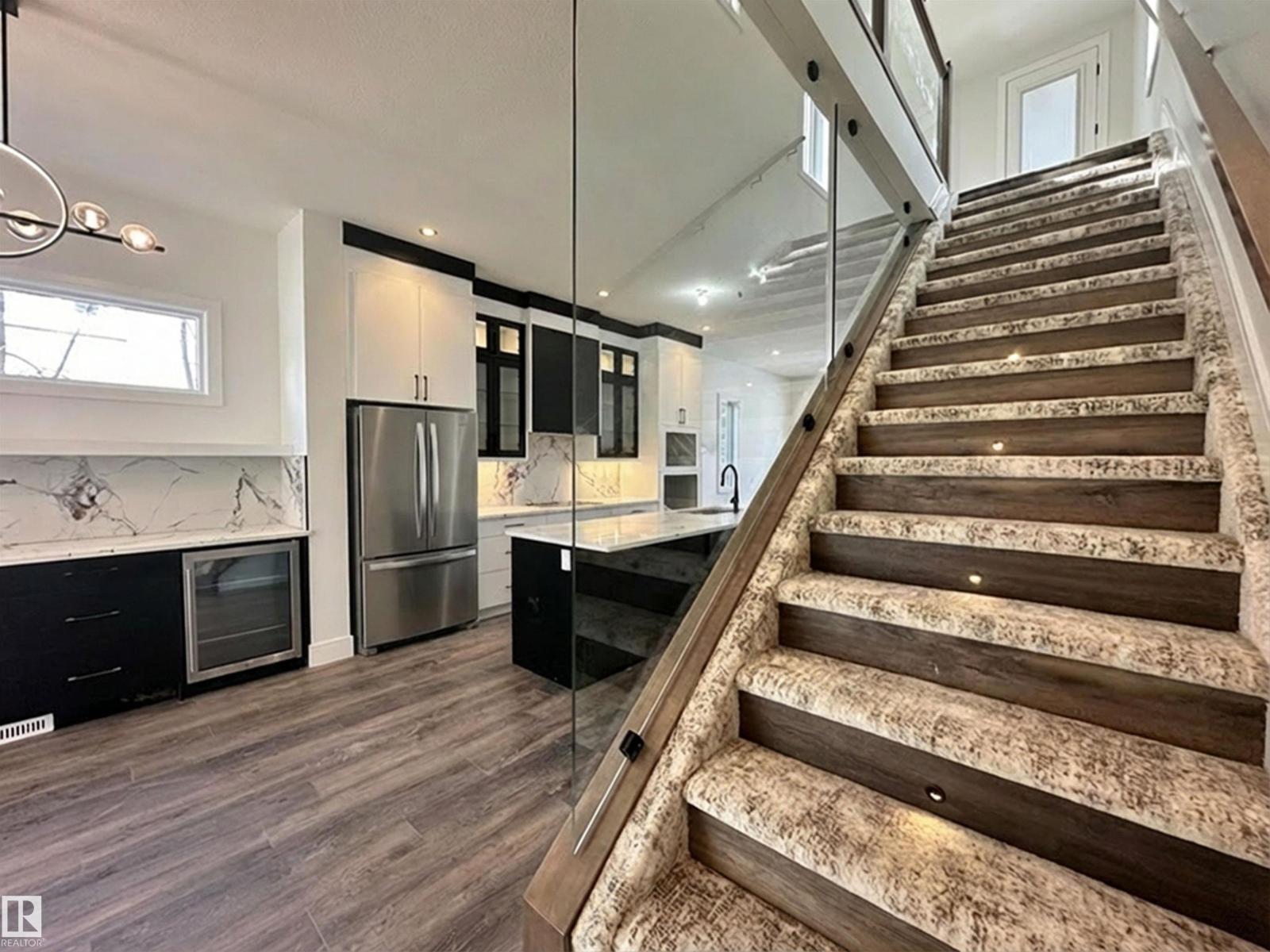 11230 125 ST NW, Edmonton