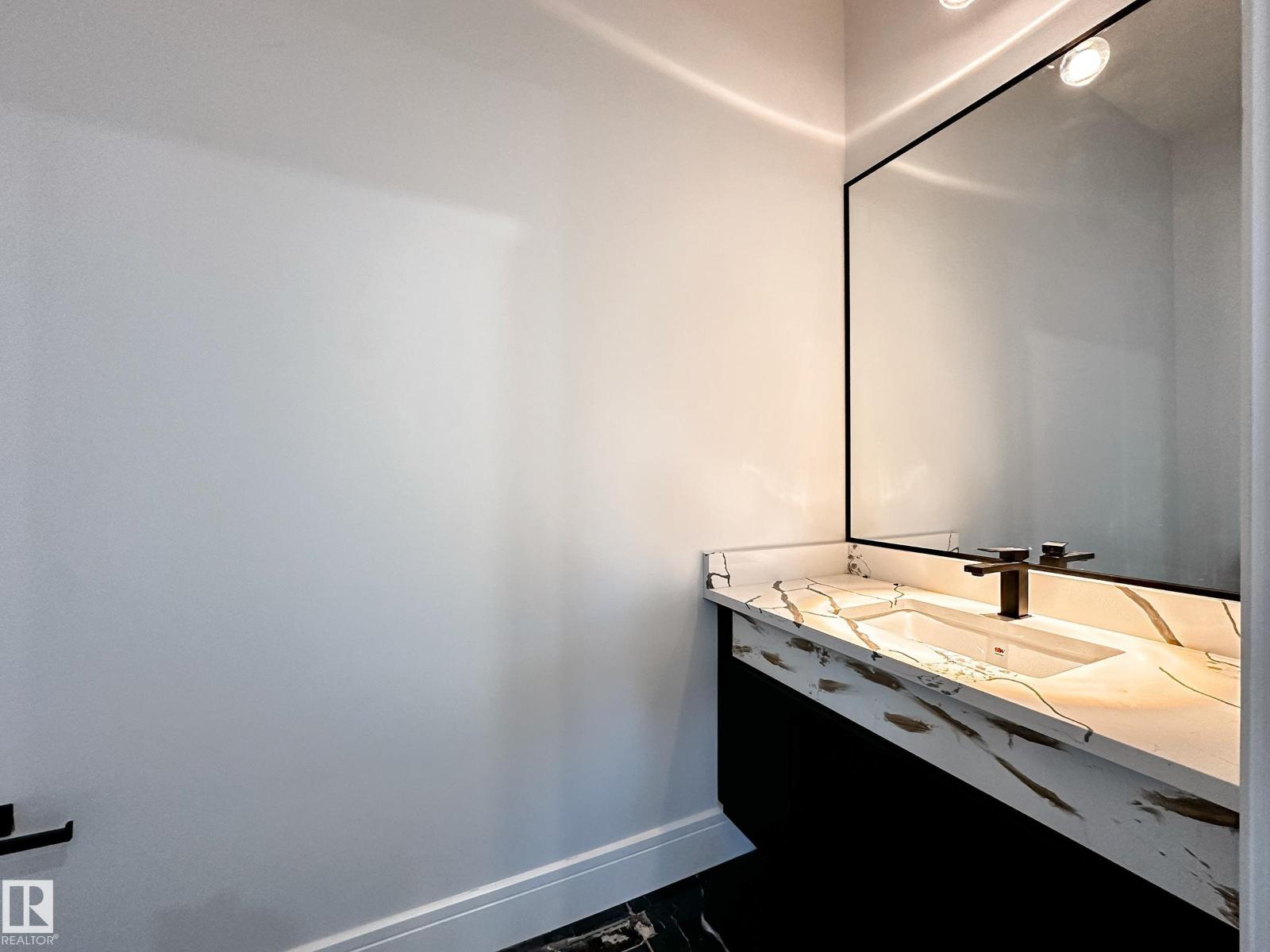 11230 125 ST NW, Edmonton