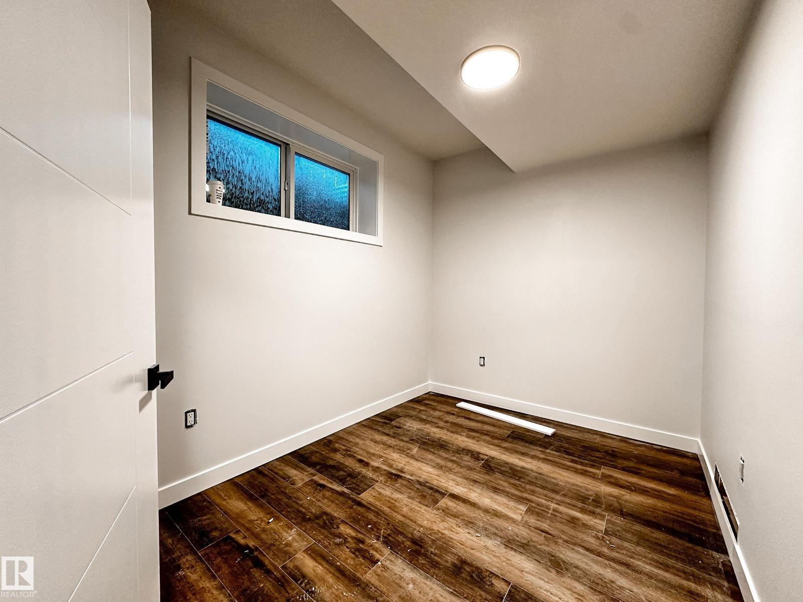 11230 125 ST NW, Edmonton