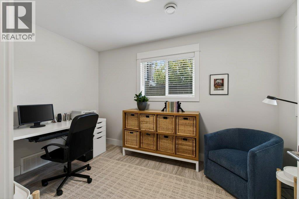  70 24 Street Northeast, Salmon Arm