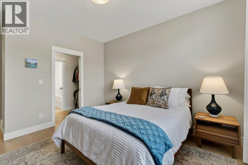  70 24 Street Northeast, Salmon Arm