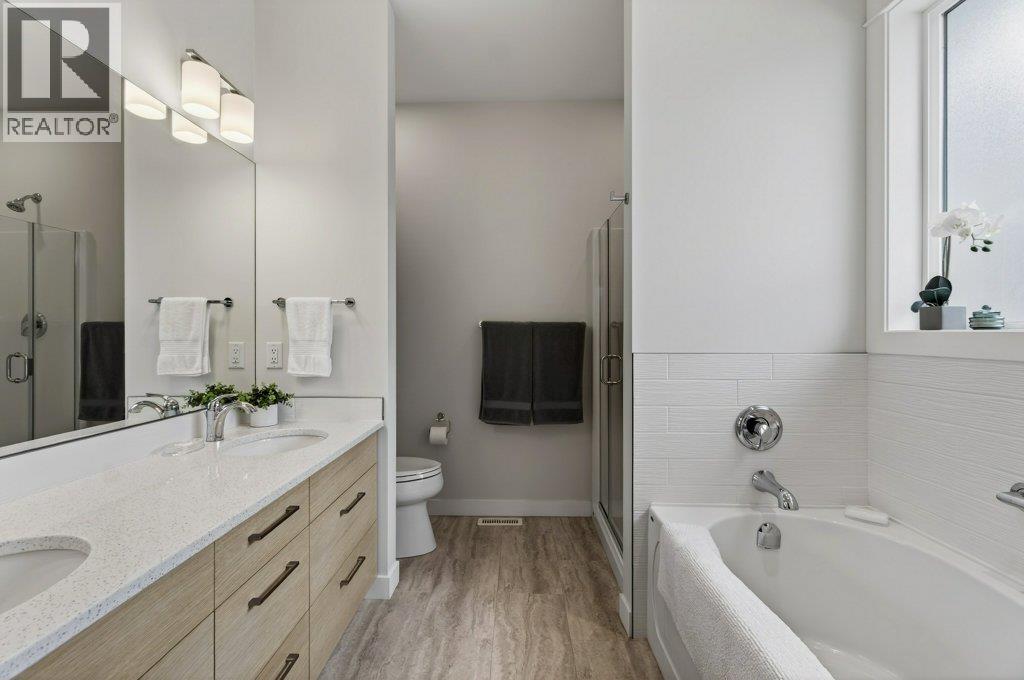  70 24 Street Northeast, Salmon Arm