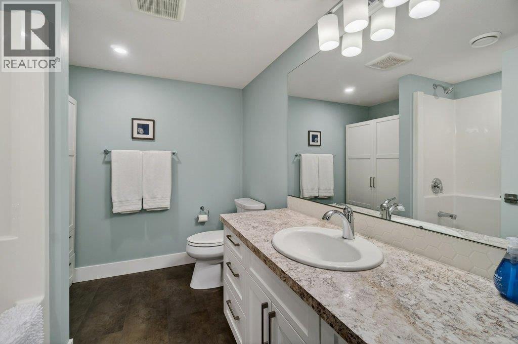  70 24 Street Northeast, Salmon Arm