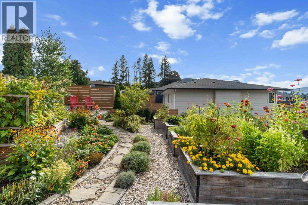  70 24 Street Northeast, Salmon Arm