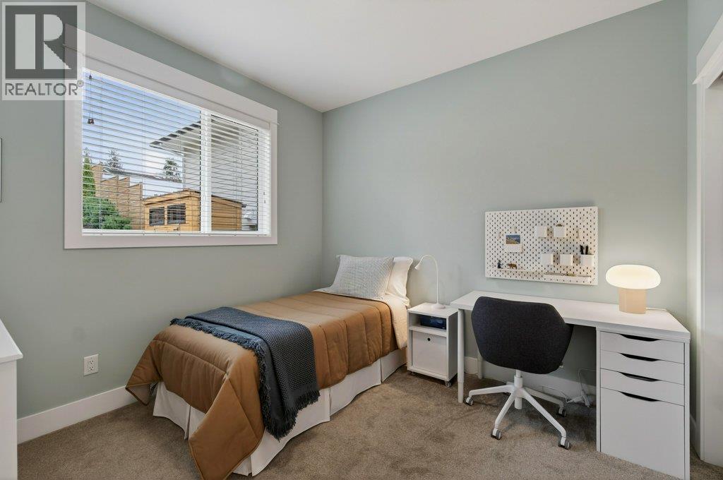  70 24 Street Northeast, Salmon Arm