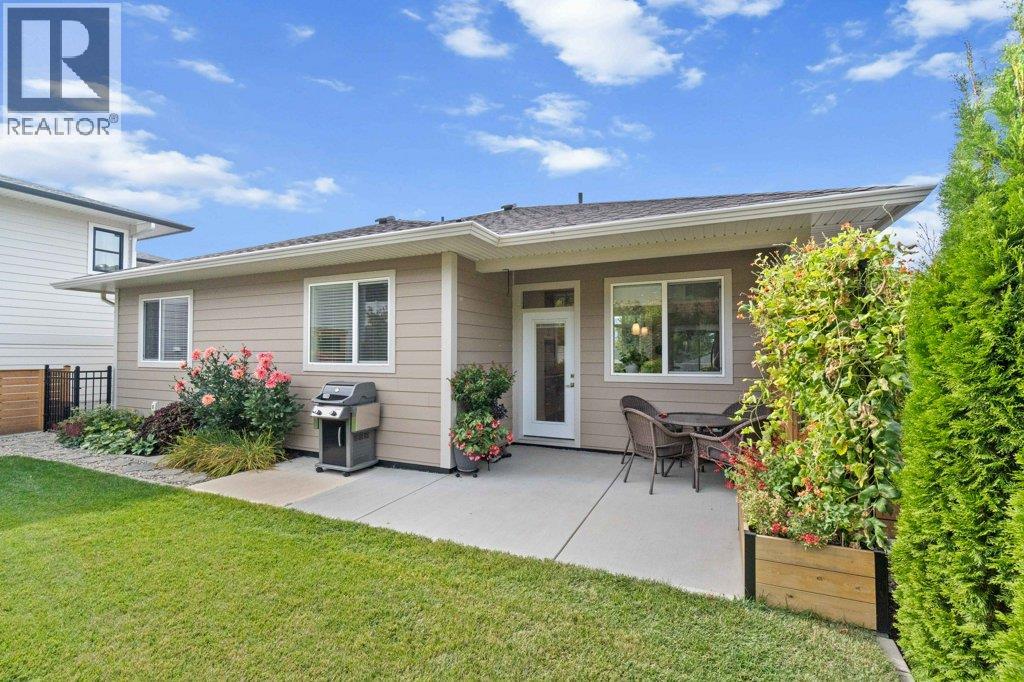  70 24 Street Northeast, Salmon Arm