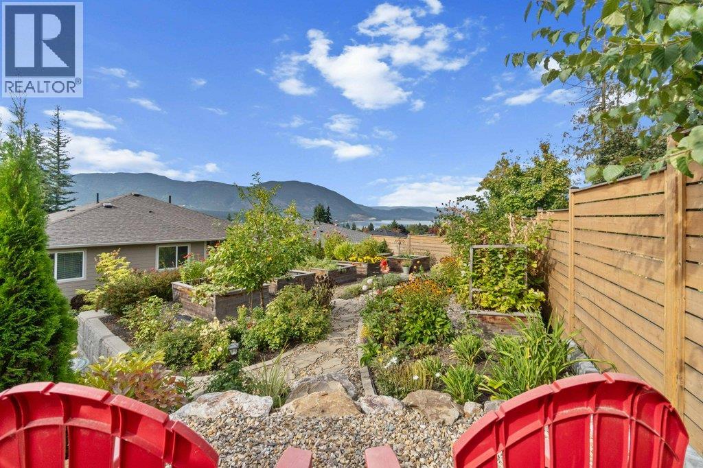  70 24 Street Northeast, Salmon Arm