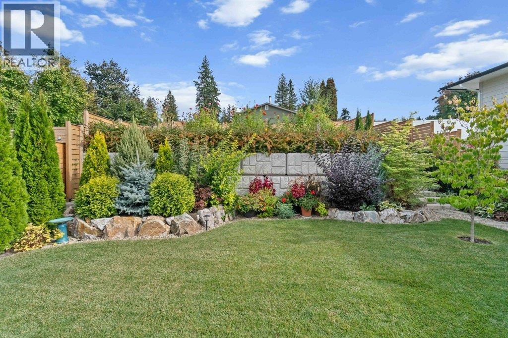  70 24 Street Northeast, Salmon Arm