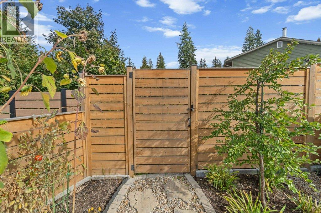  70 24 Street Northeast, Salmon Arm