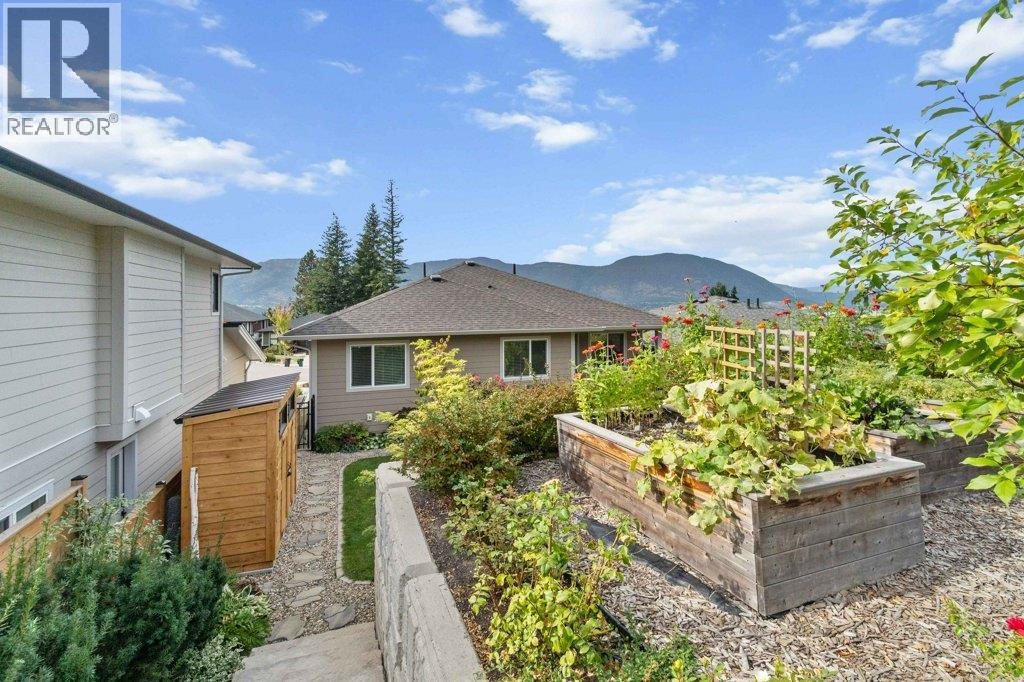  70 24 Street Northeast, Salmon Arm