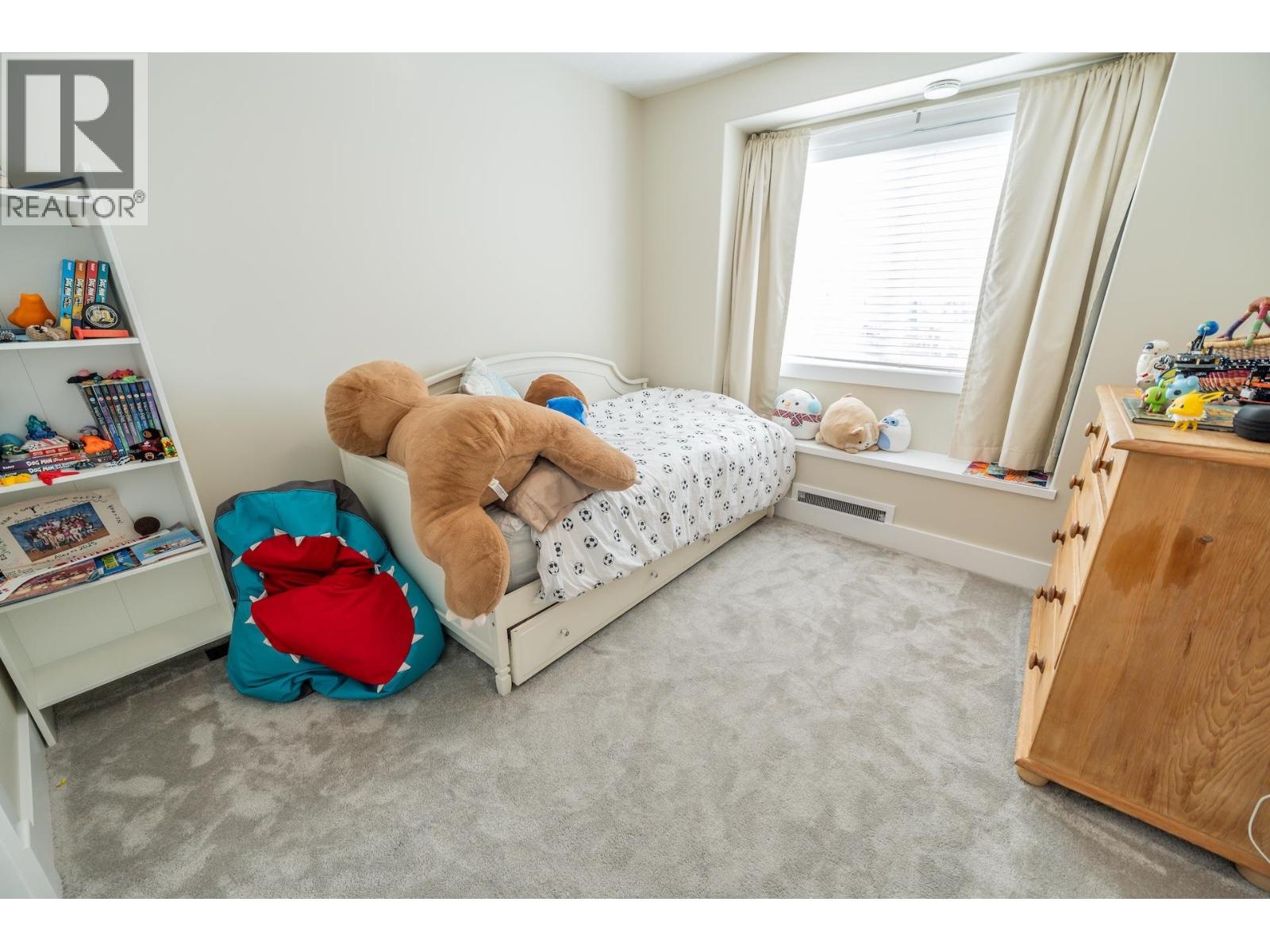 8912 96A AVENUE, Fort St. John