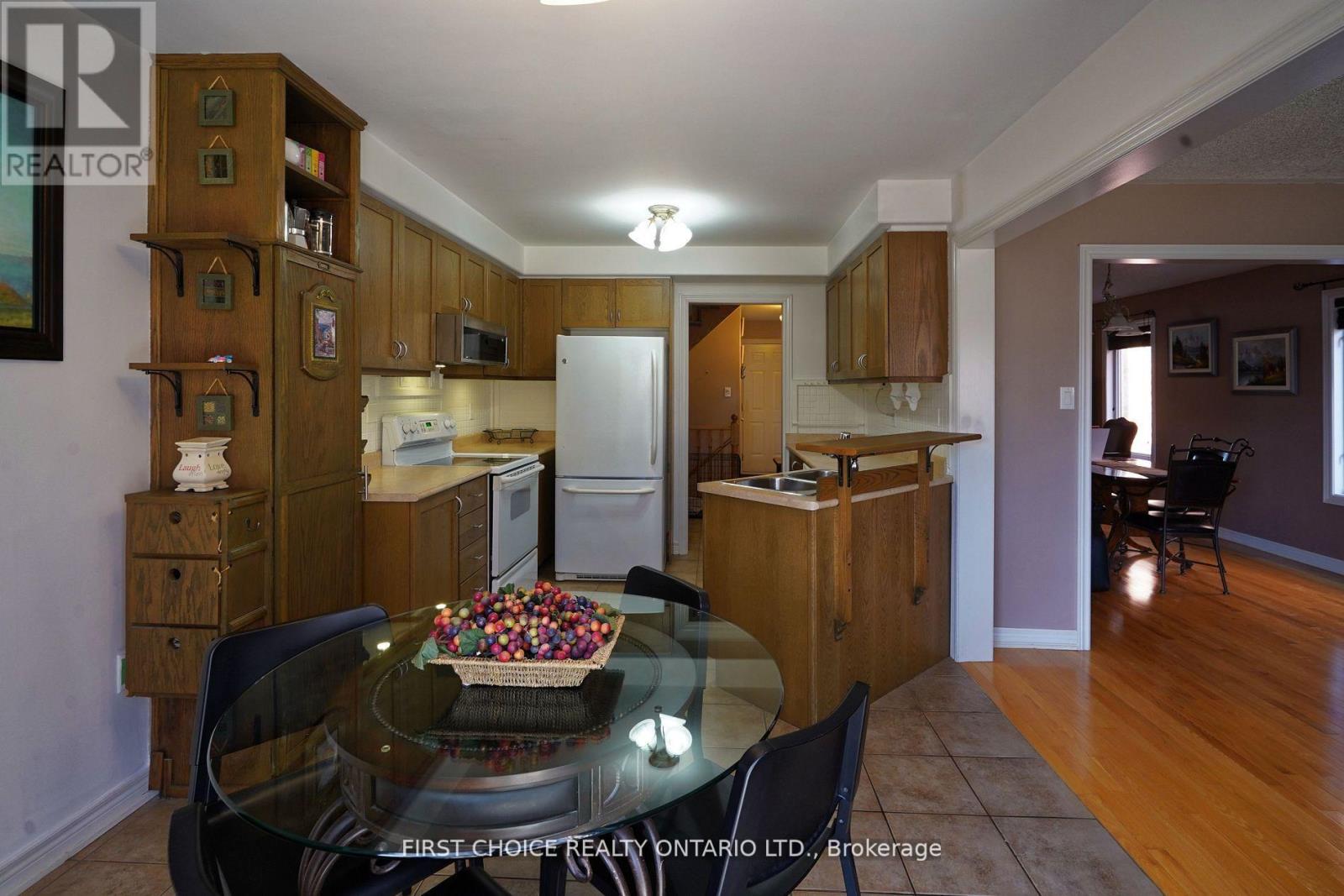 43 BUCHANAN DRIVE - 14