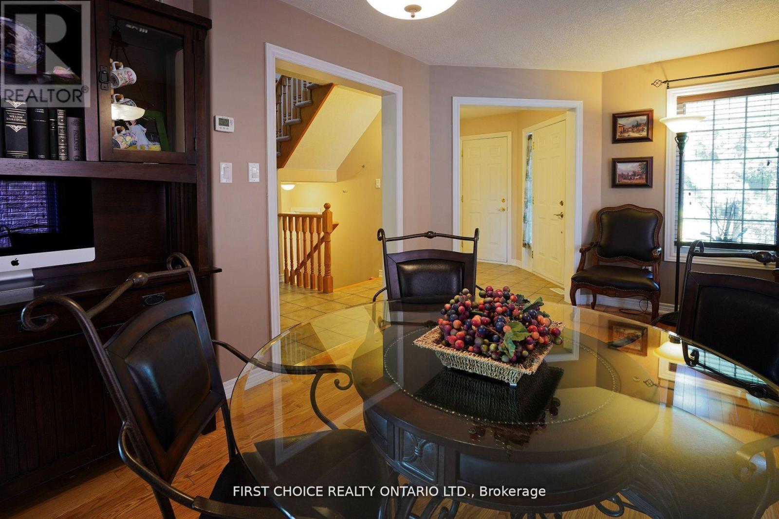 43 BUCHANAN DRIVE - 16