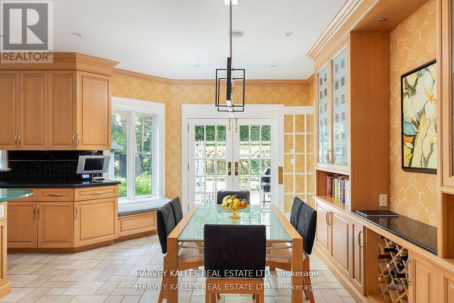 52 BERKINDALE DRIVE - 10
