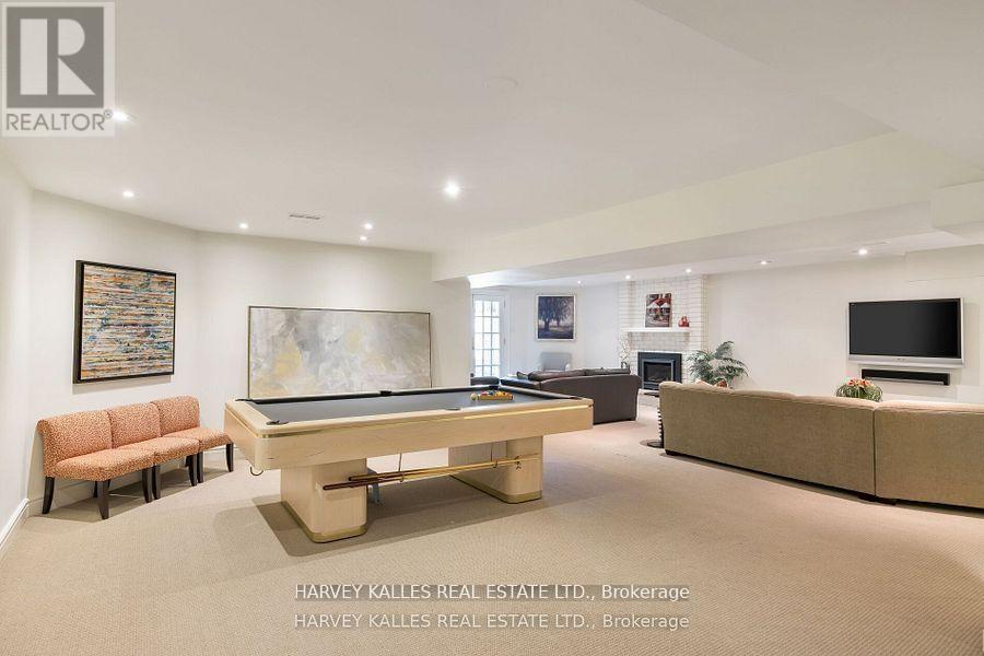 52 BERKINDALE DRIVE - 20