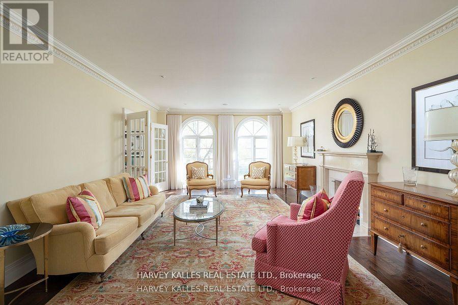 52 BERKINDALE DRIVE - 4