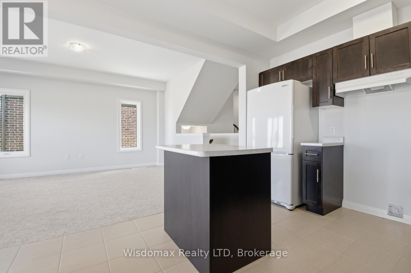 29 BUR OAK DRIVE - 16