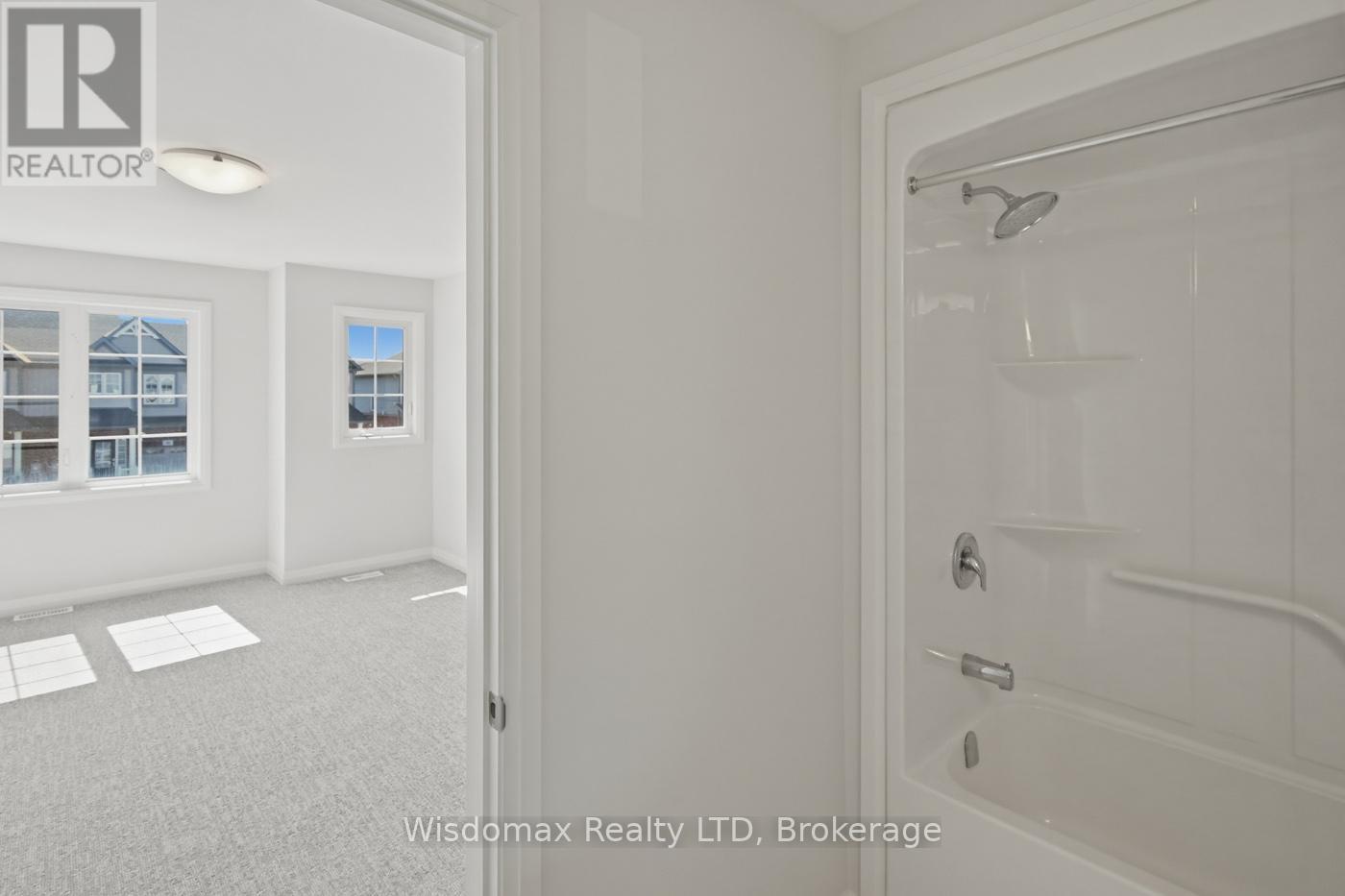 29 BUR OAK DRIVE - 28