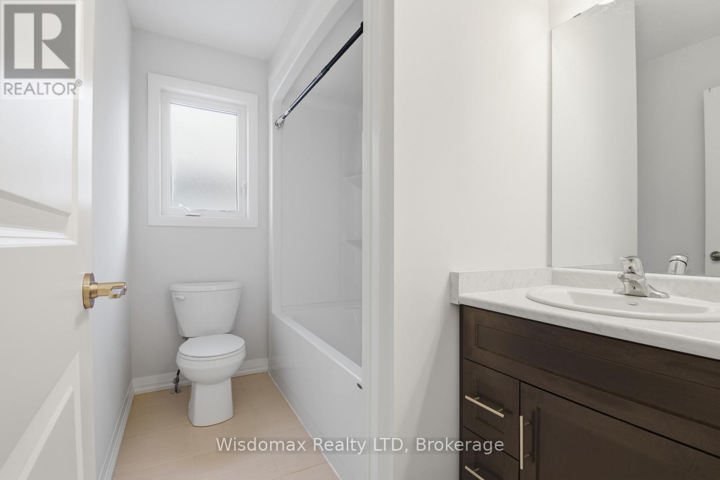 29 BUR OAK DRIVE - 34