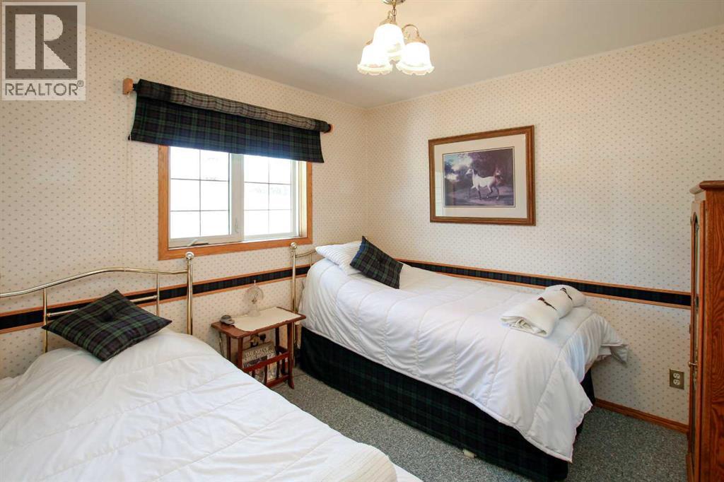 37466 Range Road 263, Rural Red Deer County