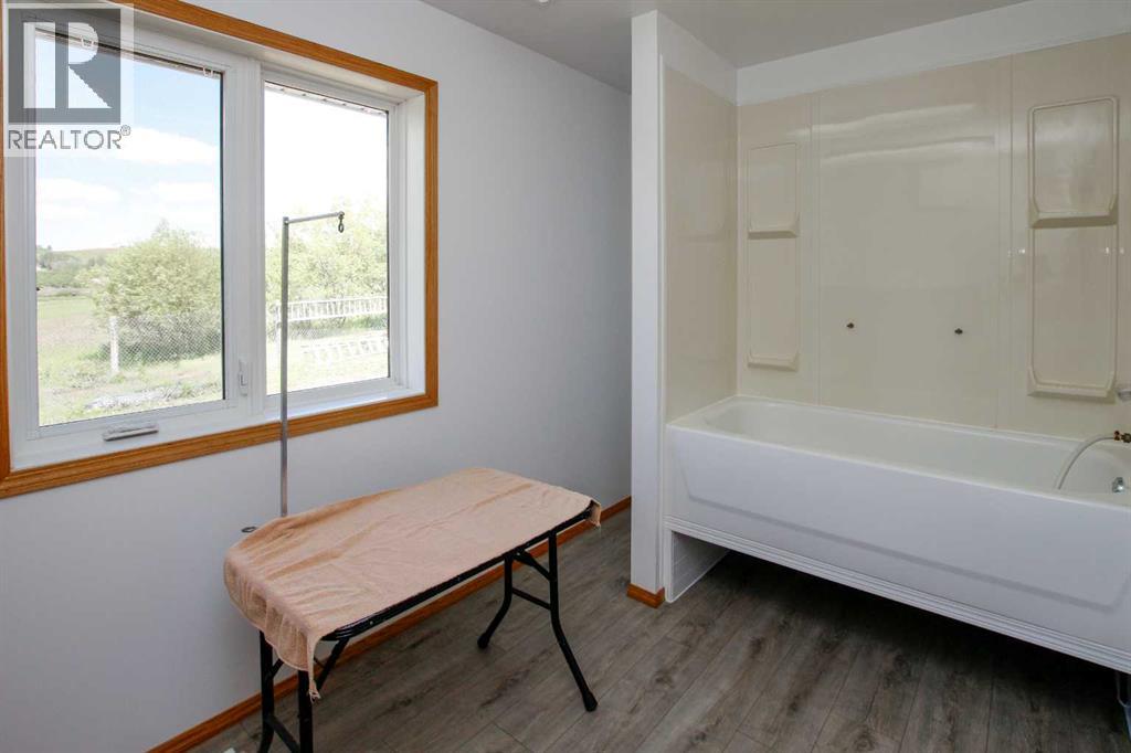 37466 Range Road 263, Rural Red Deer County