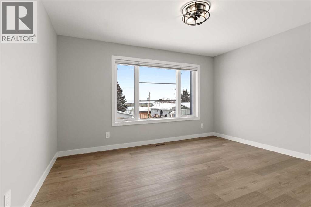 4309 48 Avenue, Sylvan Lake